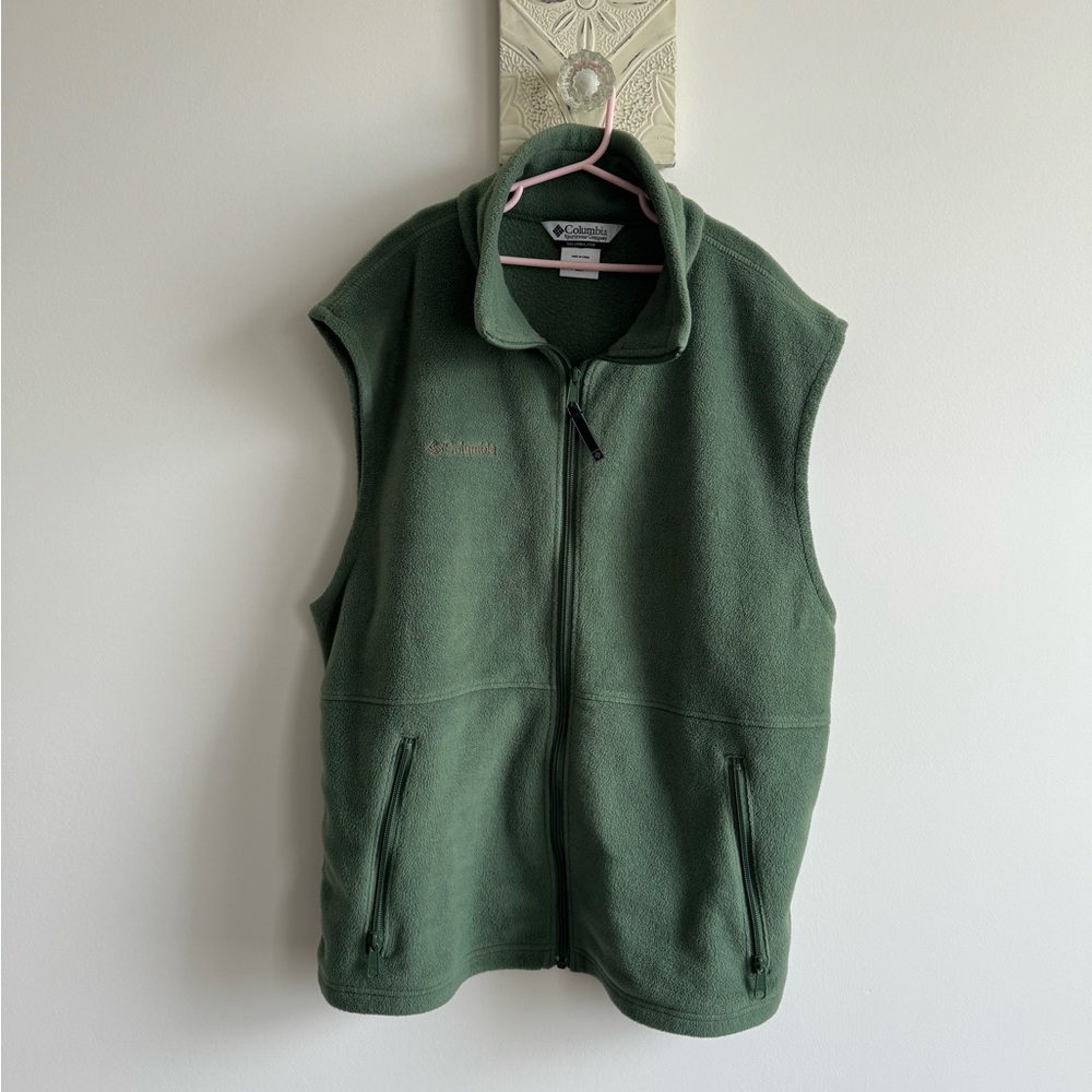 Men’s Columbia Vest